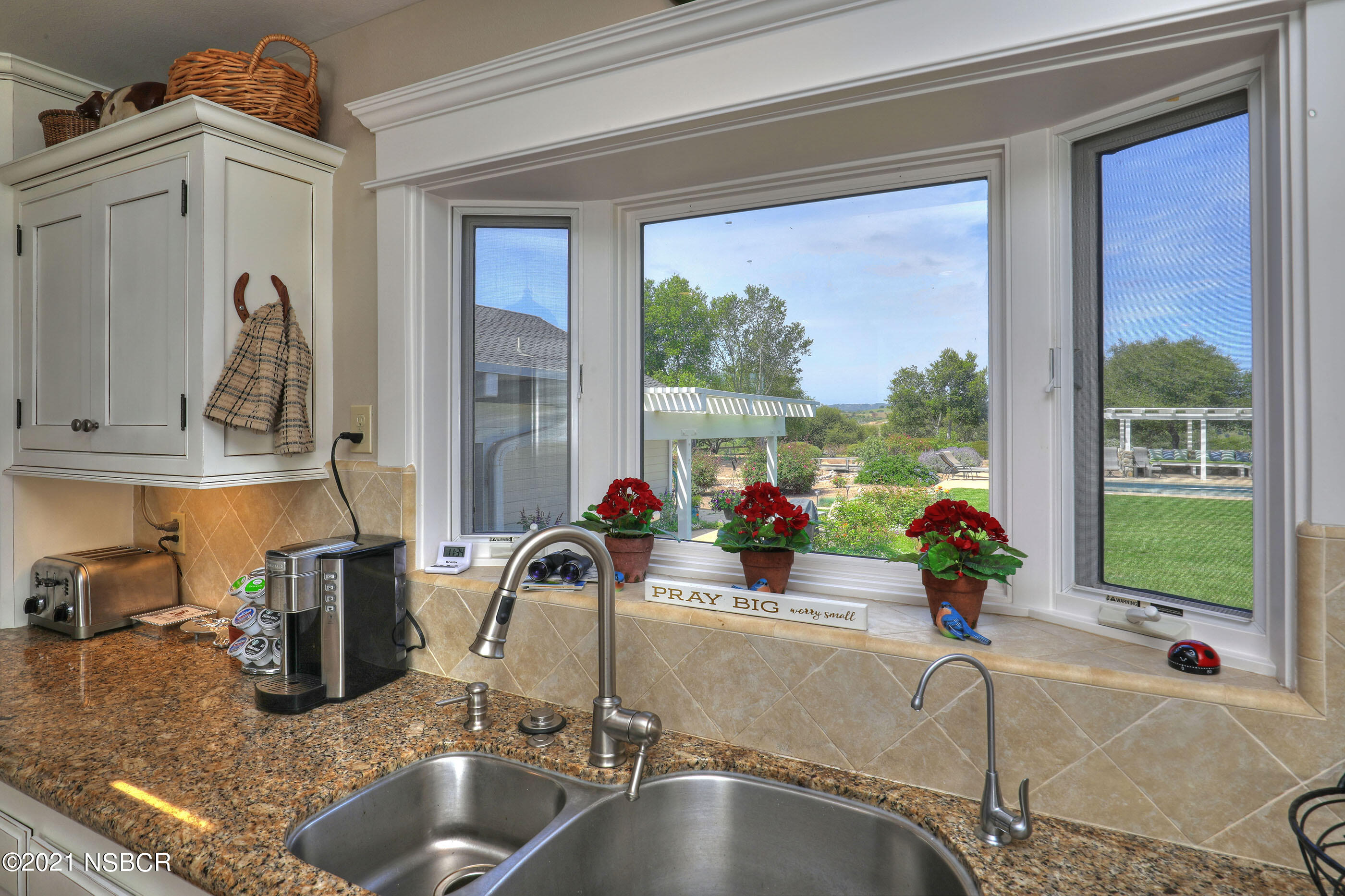 2025 Still Meadow Road Solvang, CA 93463 - Photo 10 of 39 2025 Still Meadow