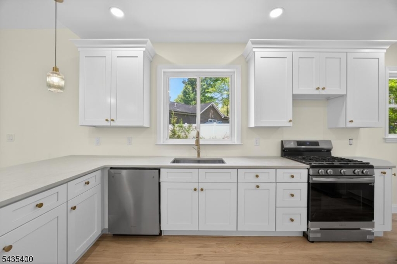 35 Stanhope Sparta Road Sparta, NJ 07871 - Photo 19 of 45