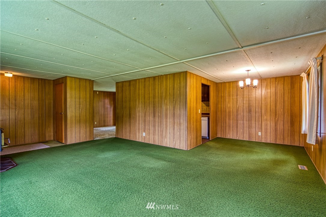 17638 Jordan Street Southwest Rochester, WA 98579 - Photo 6 of 34