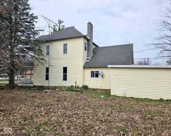 $139,000 | 260 North Maple Street, Dana, IN 47847