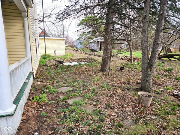 $139,000 | 260 North Maple Street, Dana, IN 47847