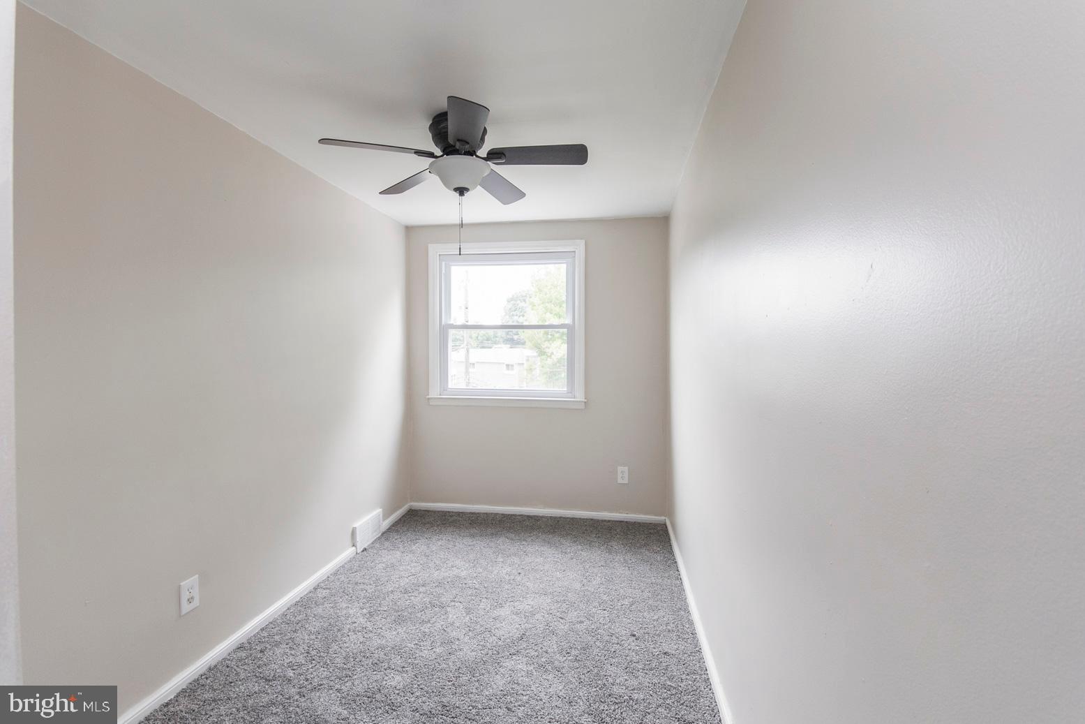 2050 Kent Road Folcroft, PA 19032 - Photo 18 of 29 Gallery Image 18