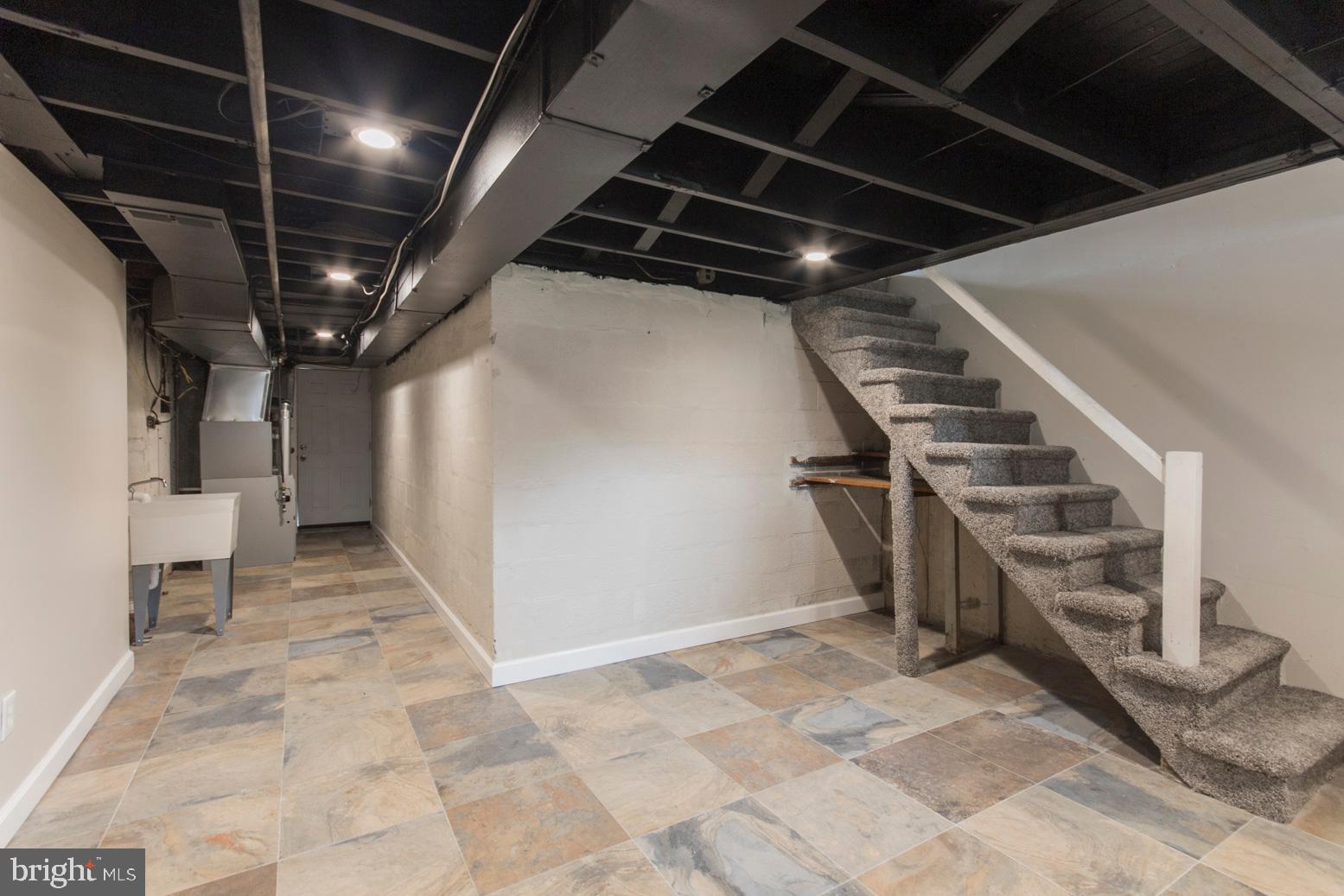 2050 Kent Road Folcroft, PA 19032 - Photo 19 of 29 Gallery Image 19