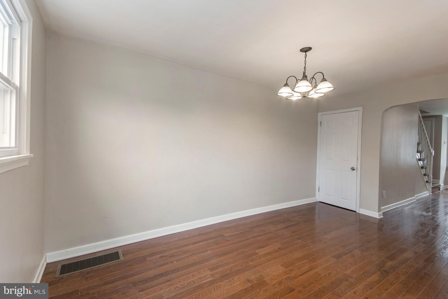 2050 Kent Road Folcroft, PA 19032 - Photo 8 of 29 Gallery Image 8