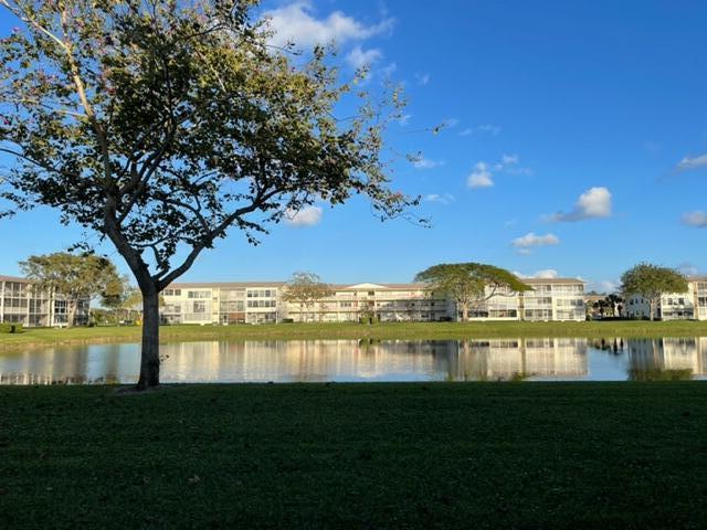 4 Preston A Boca Raton, FL 33434 - Photo 9 of 15 4 Preston A - Rear Lake View