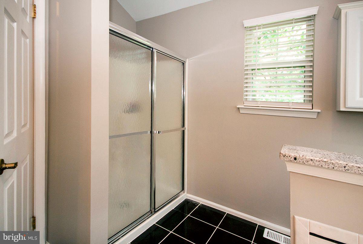 16 Militia Hill Road Sicklerville, NJ 08081 - Photo 22 of 38 Master Bathroom: Tile Floors, Soaking Tub, Shower