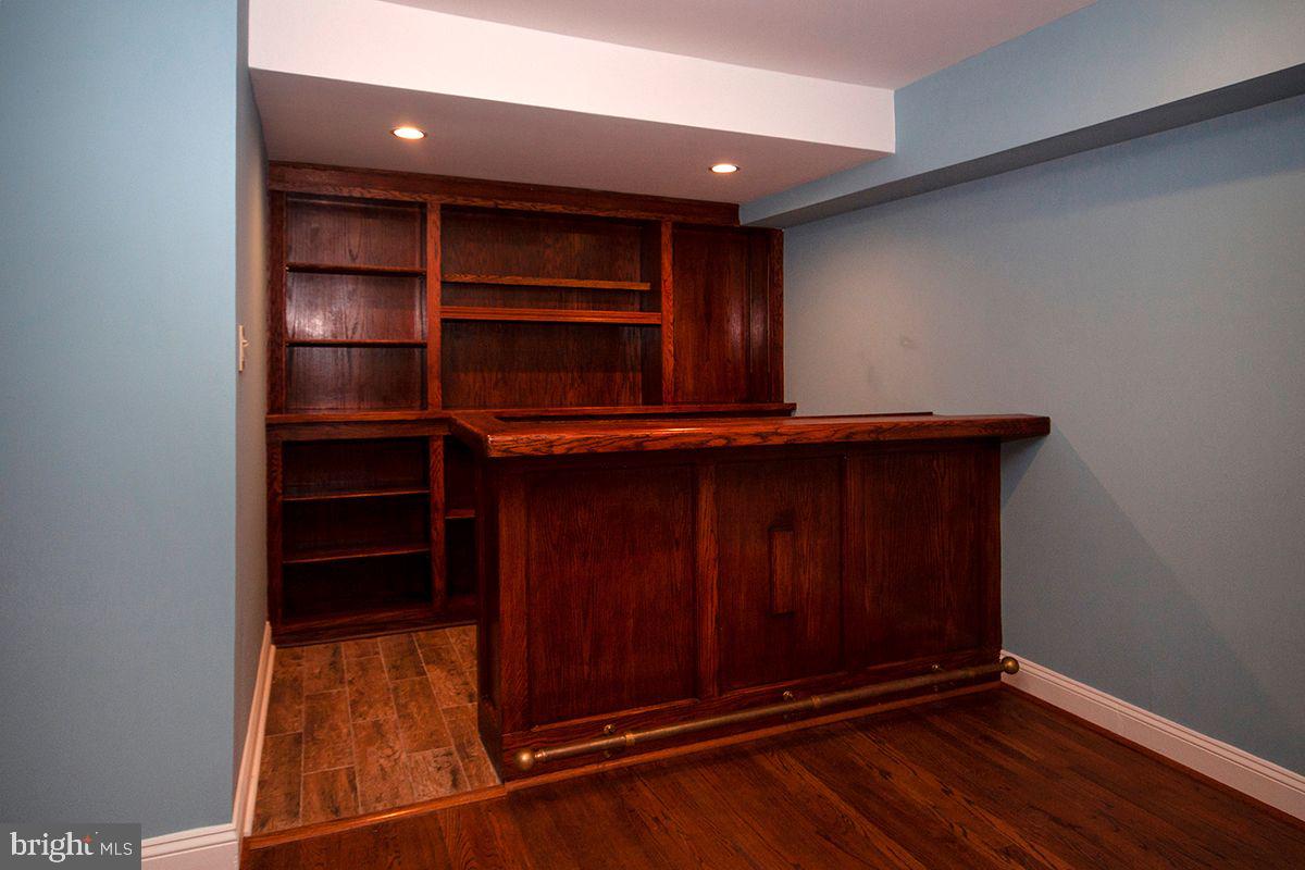 16 Militia Hill Road Sicklerville, NJ 08081 - Photo 31 of 38 Basement: Hard Wood Floors, Bar