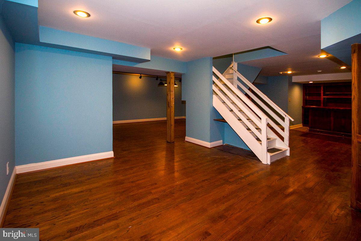 16 Militia Hill Road Sicklerville, NJ 08081 - Photo 32 of 38 Basement: Hard Wood Floors, Bar