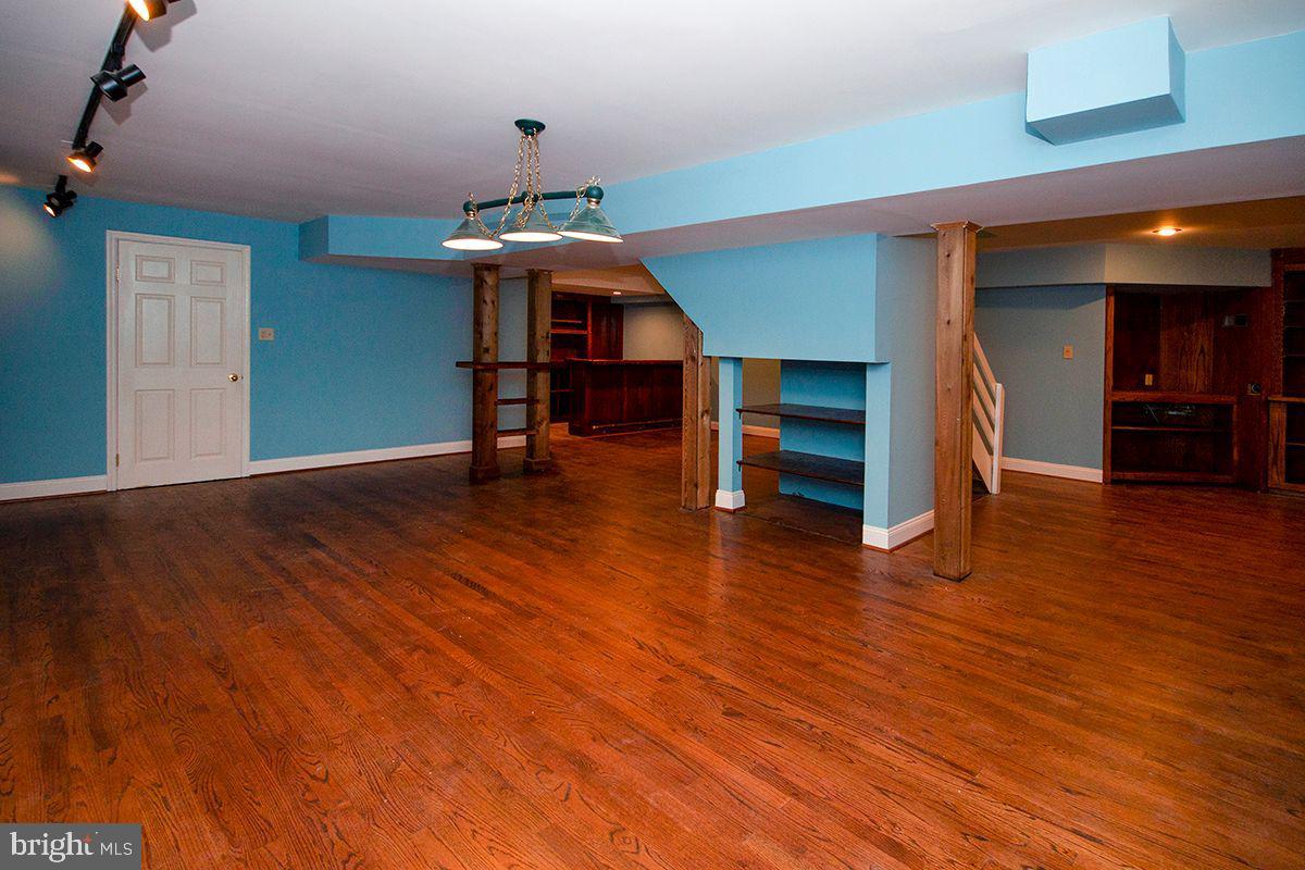 16 Militia Hill Road Sicklerville, NJ 08081 - Photo 33 of 38 Basement: Hard Wood Floors, Bar