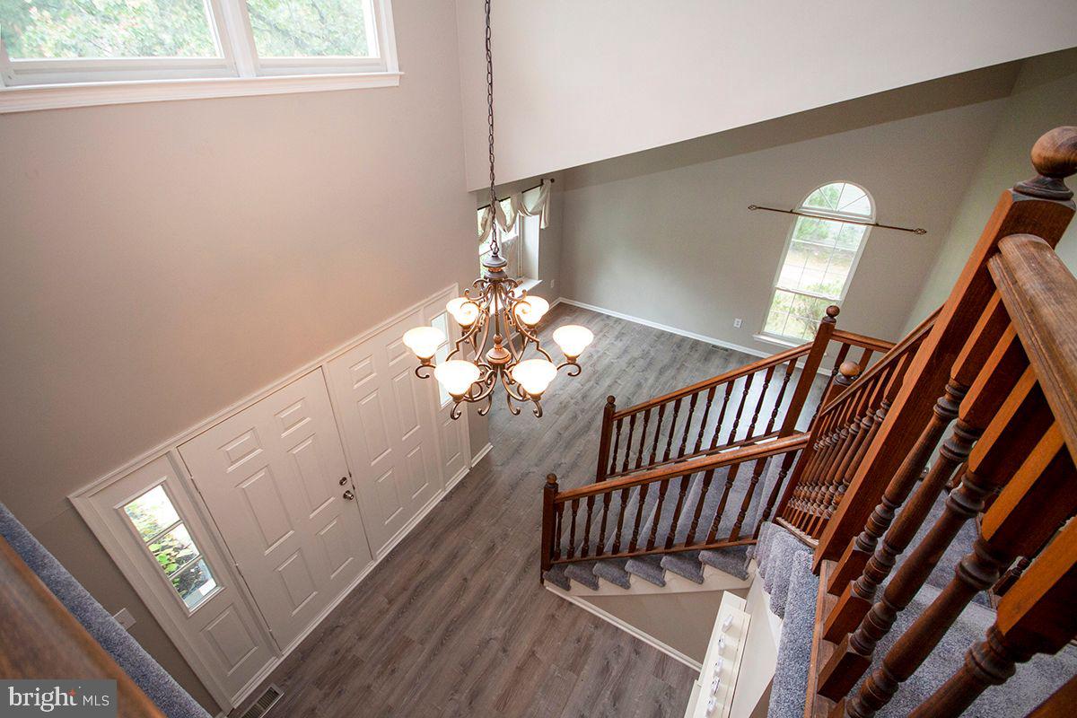16 Militia Hill Road Sicklerville, NJ 08081 - Photo 9 of 38 Foyer: 2 story, Laminate flooring