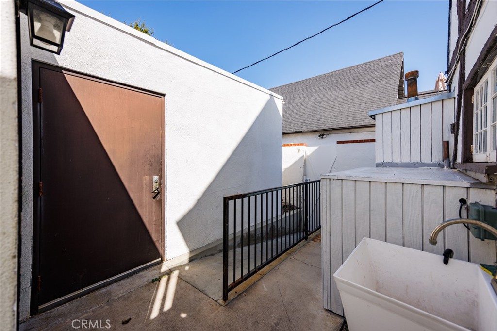 351 Hazel Drive Corona del Mar, CA 92625 - Photo 35 of 58