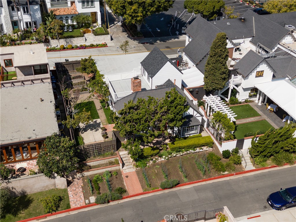 351 Hazel Drive Corona del Mar, CA 92625 - Photo 48 of 58 an aerial view of multiple houses with yard