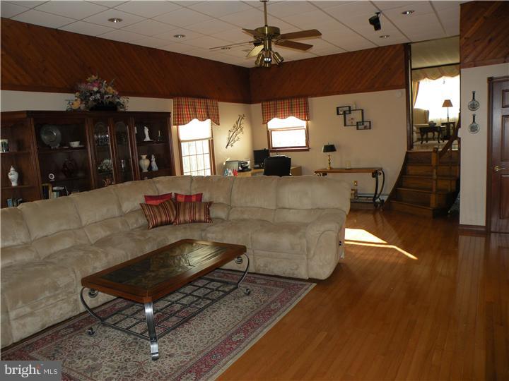 23 Miami Road Norristown, PA 19403 - Photo 19 of 25 Gallery Image 19