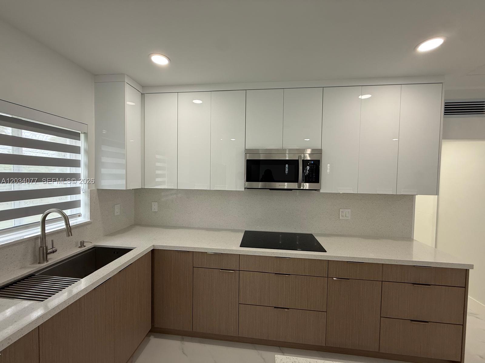 521 East 33rd Street Hialeah, FL 33013 - Photo 10 of 30