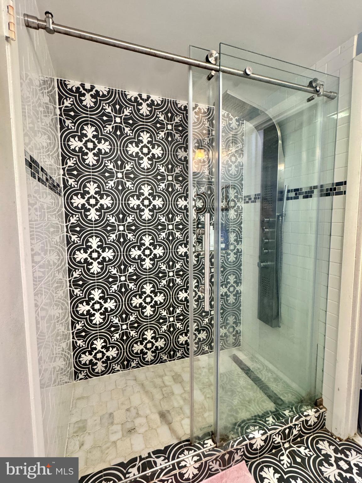 5632 Inverchapel Road Springfield, VA 22151 - Photo 12 of 16 a bathroom with a shower