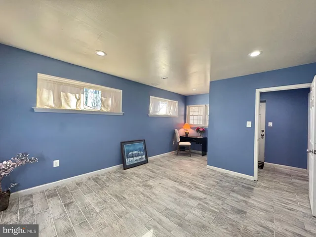 $1,800 | 5632 Inverchapel Road, Springfield, VA 22151