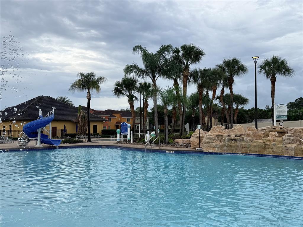 8977 Bismarck Palm Road Kissimmee, FL 34747 - Photo 11 of 60