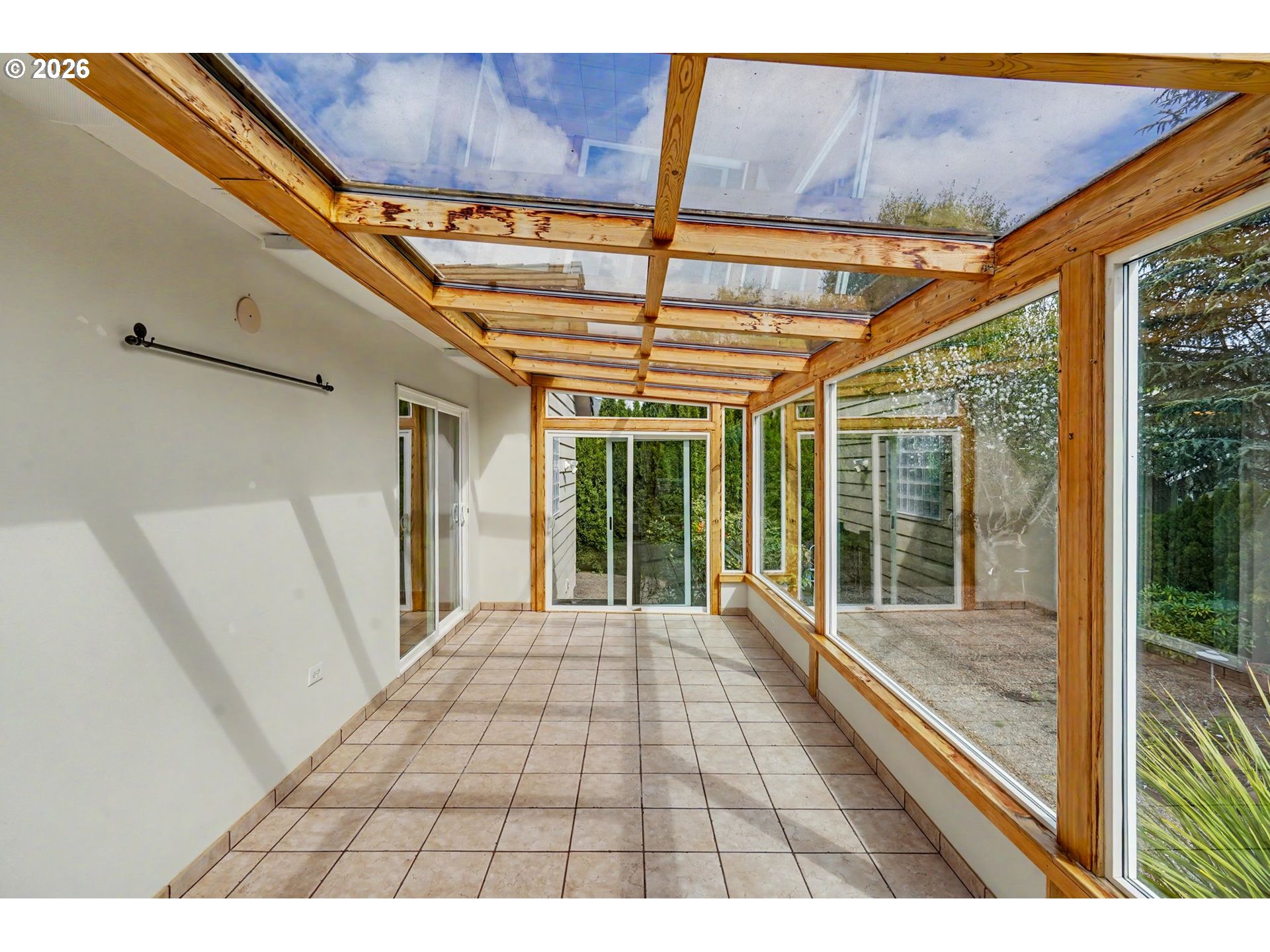 1470 Ranier Loop Northwest Salem, OR 97304 - Photo 43 of 48 a picture of a room with windows