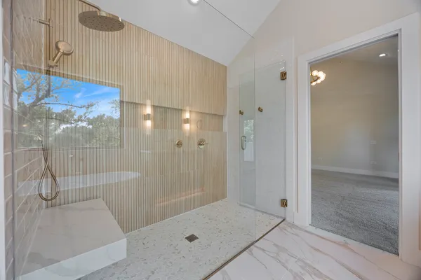 a view of an empty walk in closet