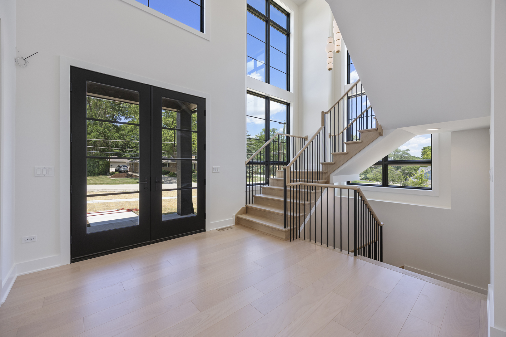 11901 Heritage Drive Burr Ridge, IL 60527 - Photo 4 of 47