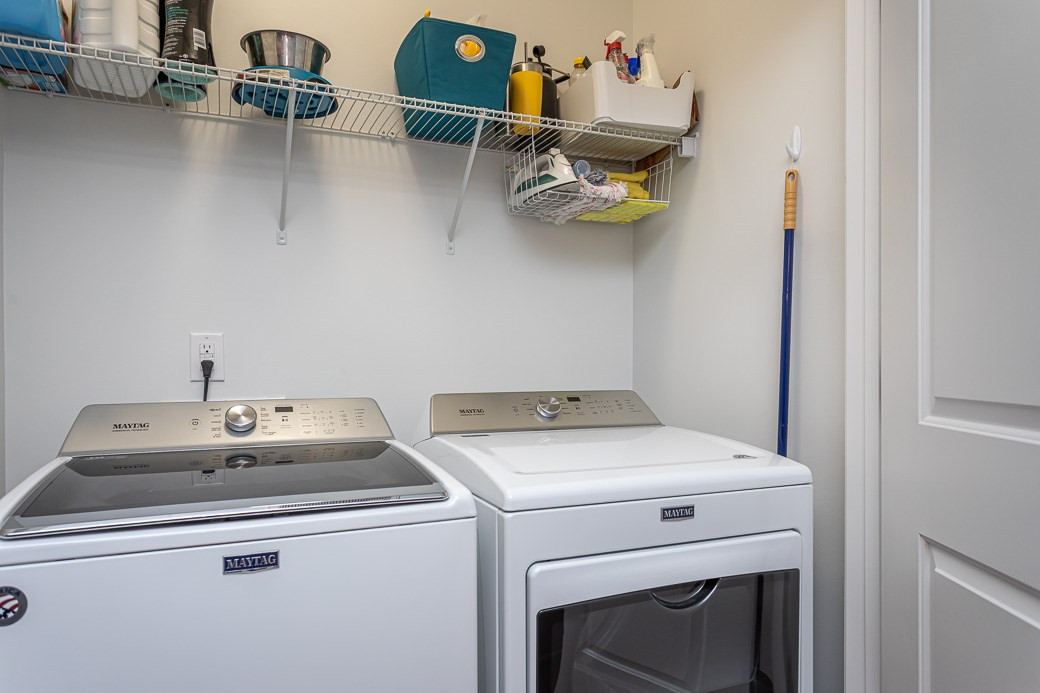 2001 Crystal Lake Road Durham, NC 27705 - Photo 11 of 21 Laundry