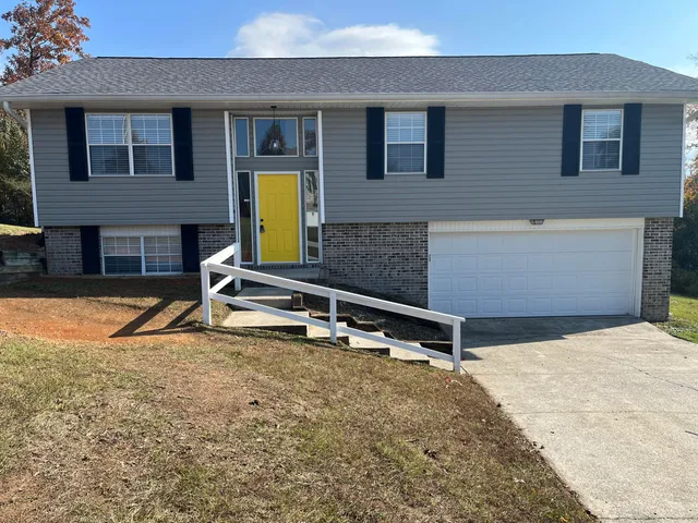 $2,200 | 2824 Bent Oak Road, Chattanooga, TN 37421
