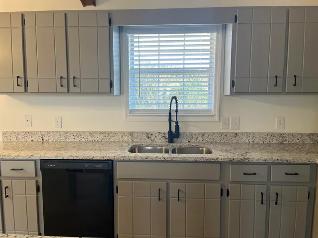 $2,200 | 2824 Bent Oak Road, Chattanooga, TN 37421