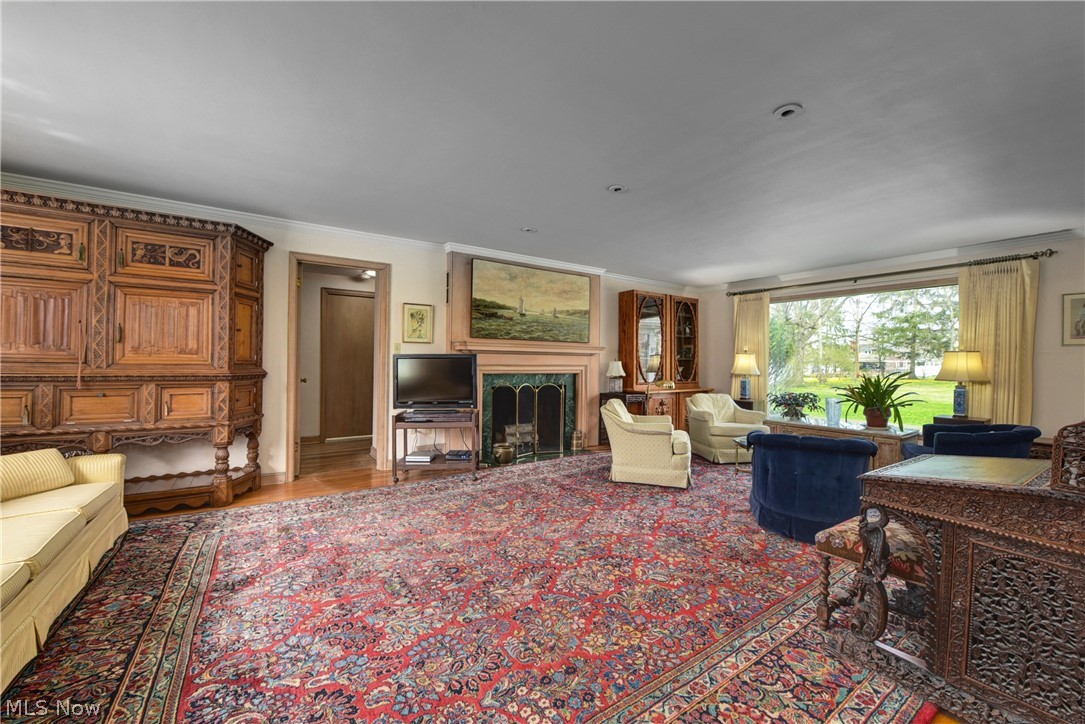 4911 Middledale Road Cleveland, OH 44124 - Photo 4 of 35