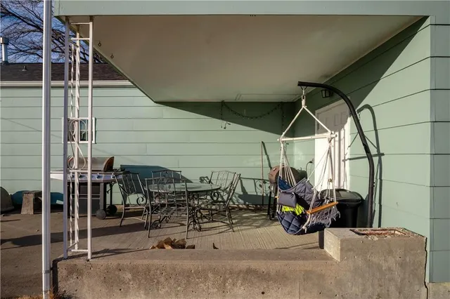 $179,000 | 318 North Drive, Marshall, MO 65340