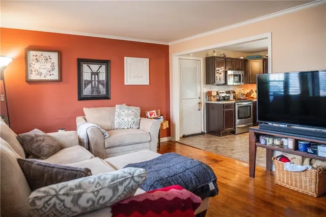 $179,000 | 318 North Drive, Marshall, MO 65340