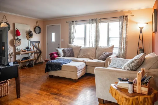 $179,000 | 318 North Drive, Marshall, MO 65340