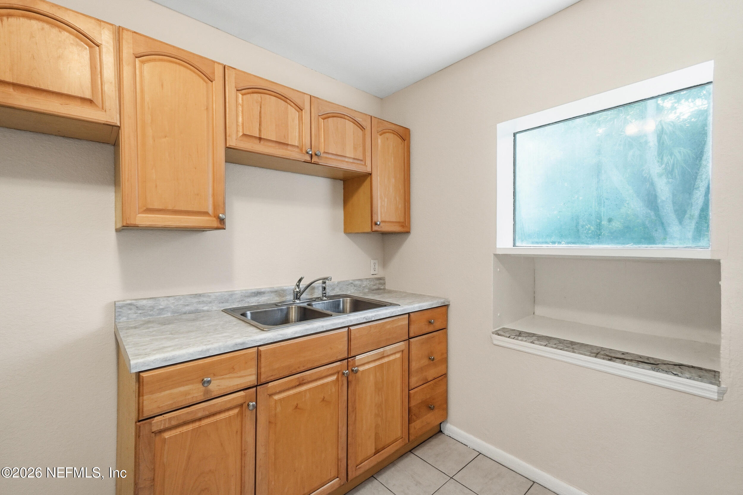 1648 Stafford Road Jacksonville, FL 32208 - Photo 7 of 32 Kitchen