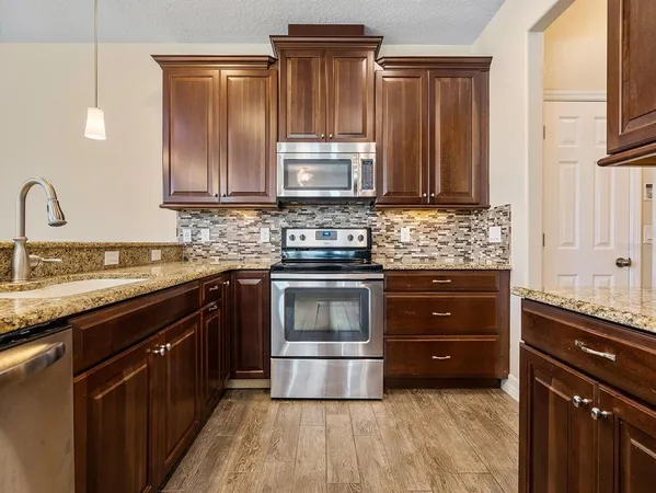 $2,500 | 465 Gee Hammock Lane, Winter Springs, FL 32708