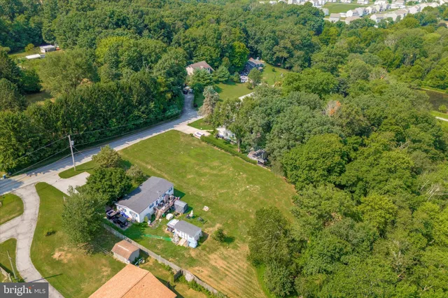 a view of an outdoor space