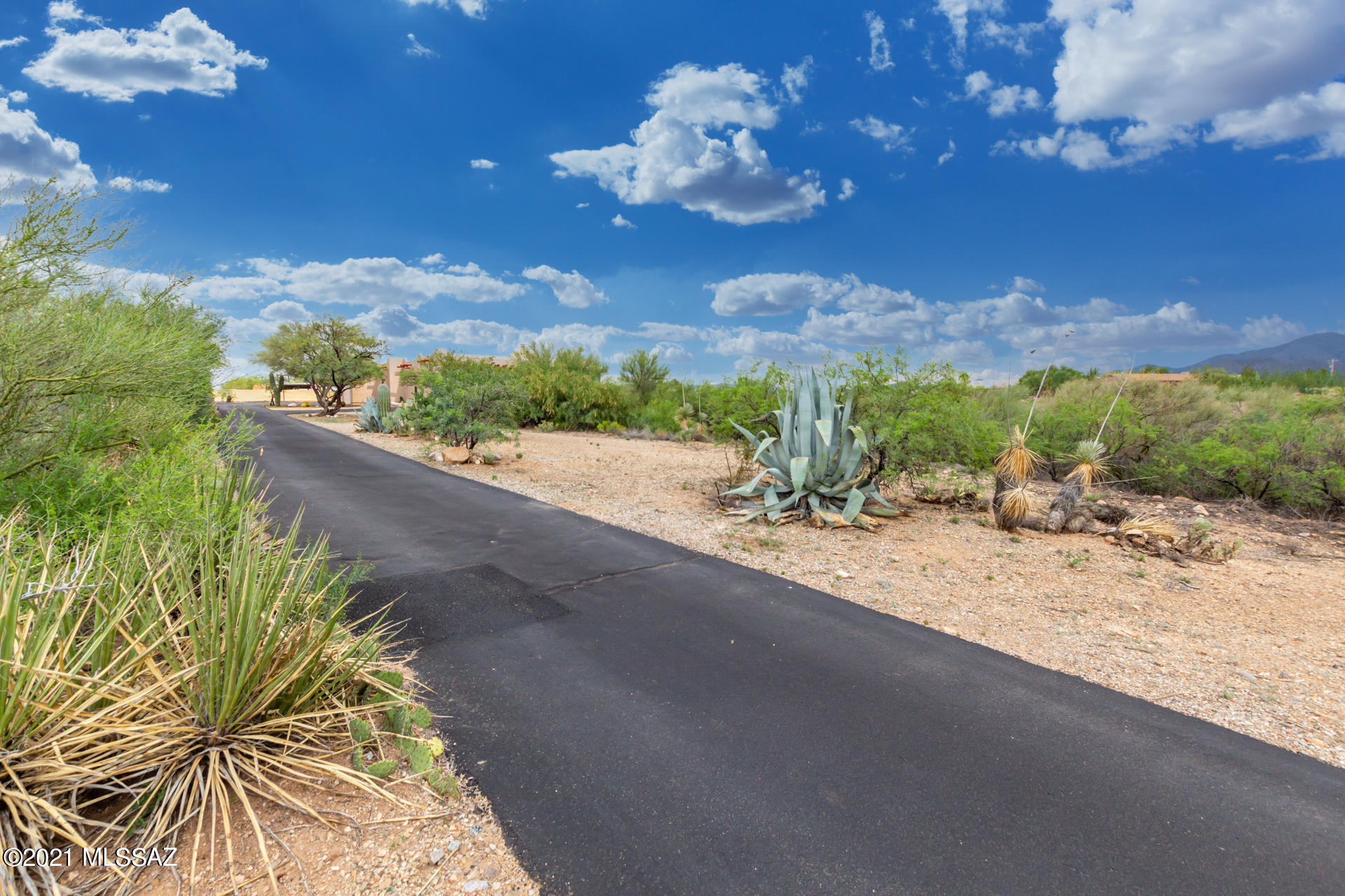 1040 North Wentworth Road Vail, AZ 85641 - Photo 33 of 33