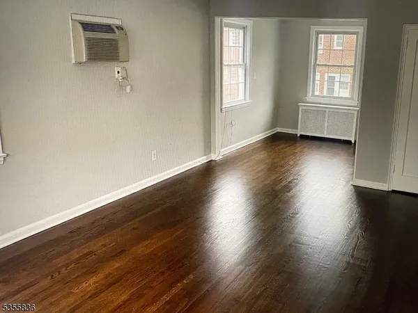 $1,900 | 293 Elmwood Avenue, Maplewood, NJ 07040