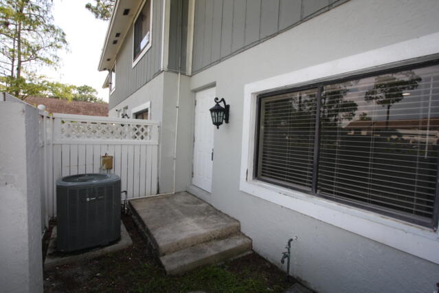 1141 Goldenrod Road, Unit 1143 Wellington, FL 33414 - Photo 3 of 36 IMG_7262