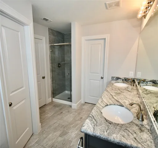 an empty room with an entryway