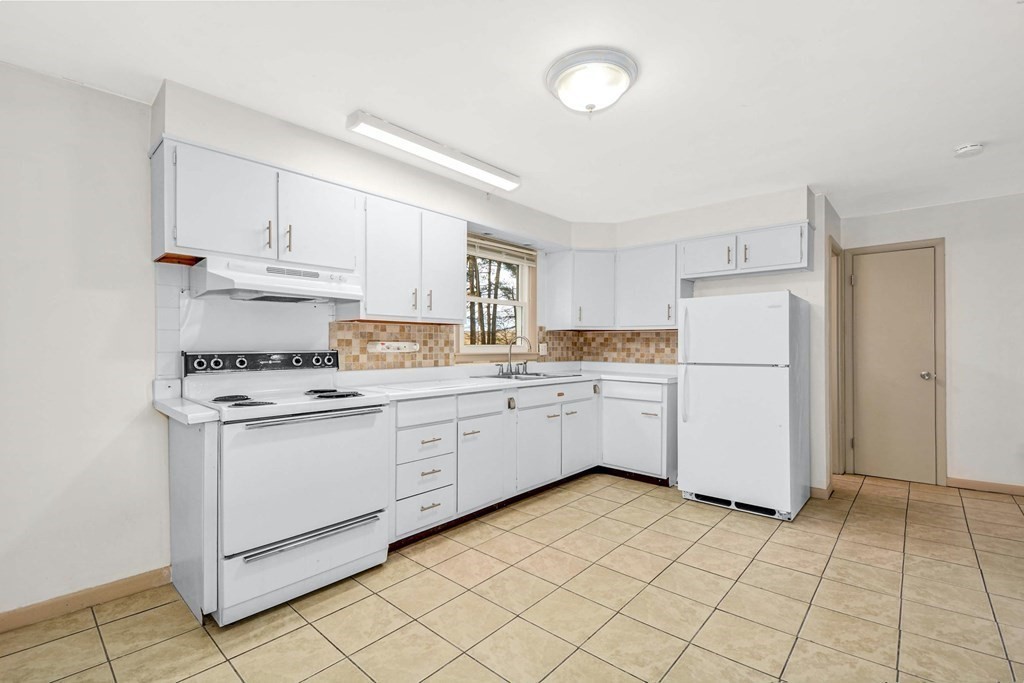 26 Southwest Cutoff, Unit 26D Northborough, MA 01532 - Photo 9 of 17