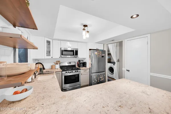 $650,000 | 9 Lamp Post Court, Howell, NJ 07731