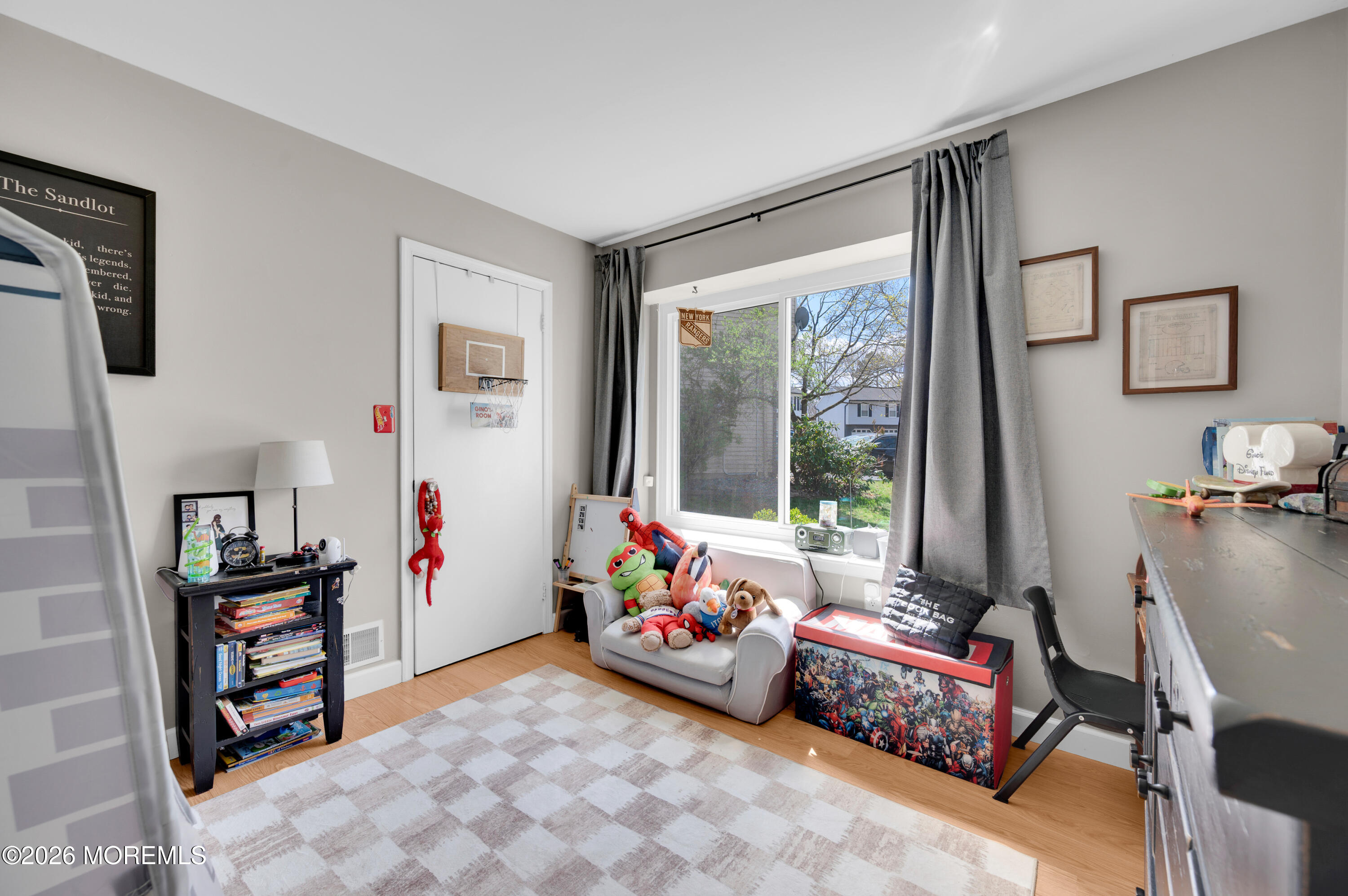 9 Lamp Post Court Howell, NJ 07731 - Photo 27 of 47 Bed 1