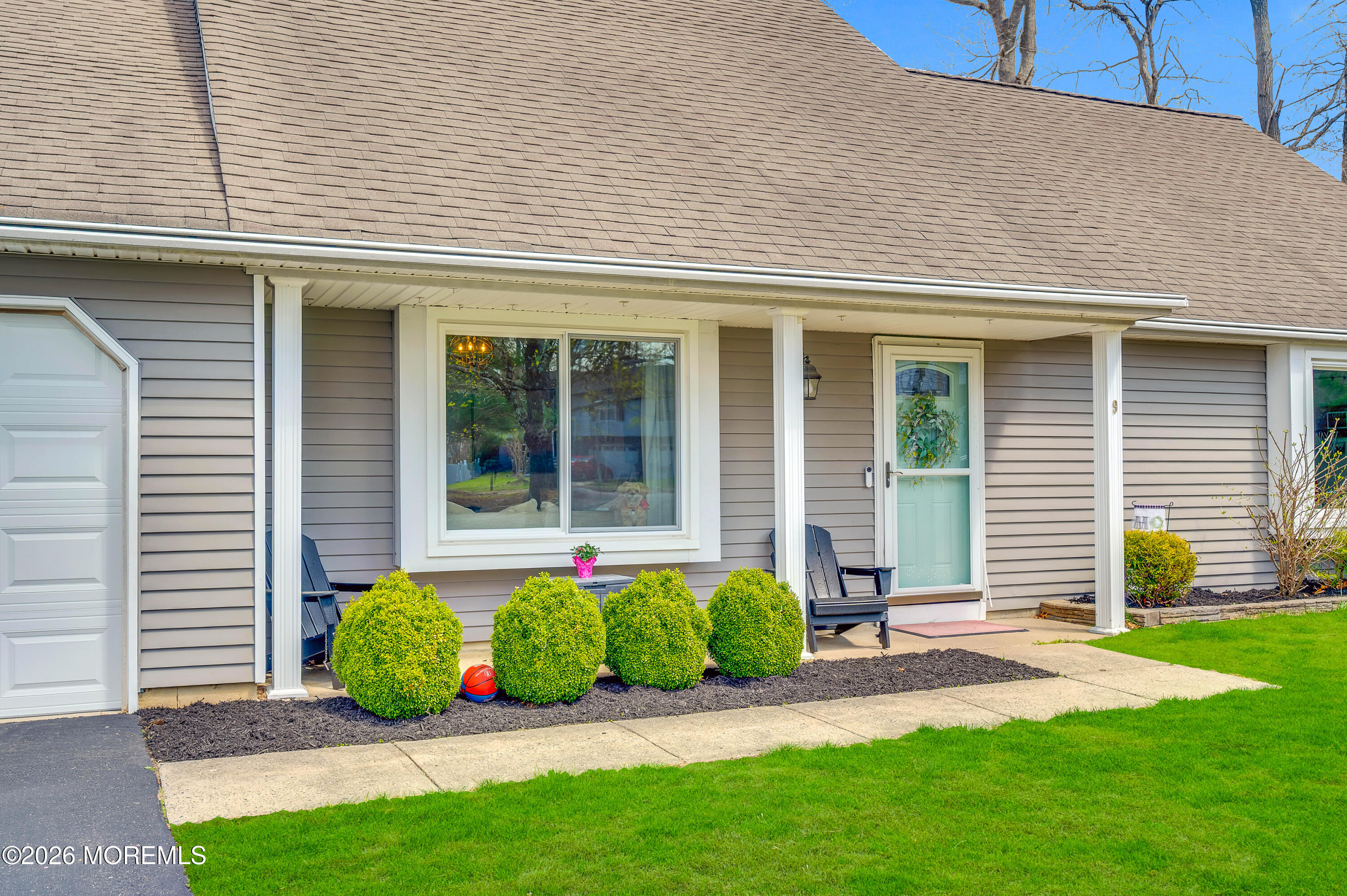 9 Lamp Post Court Howell, NJ 07731 - Photo 4 of 47 Front 2