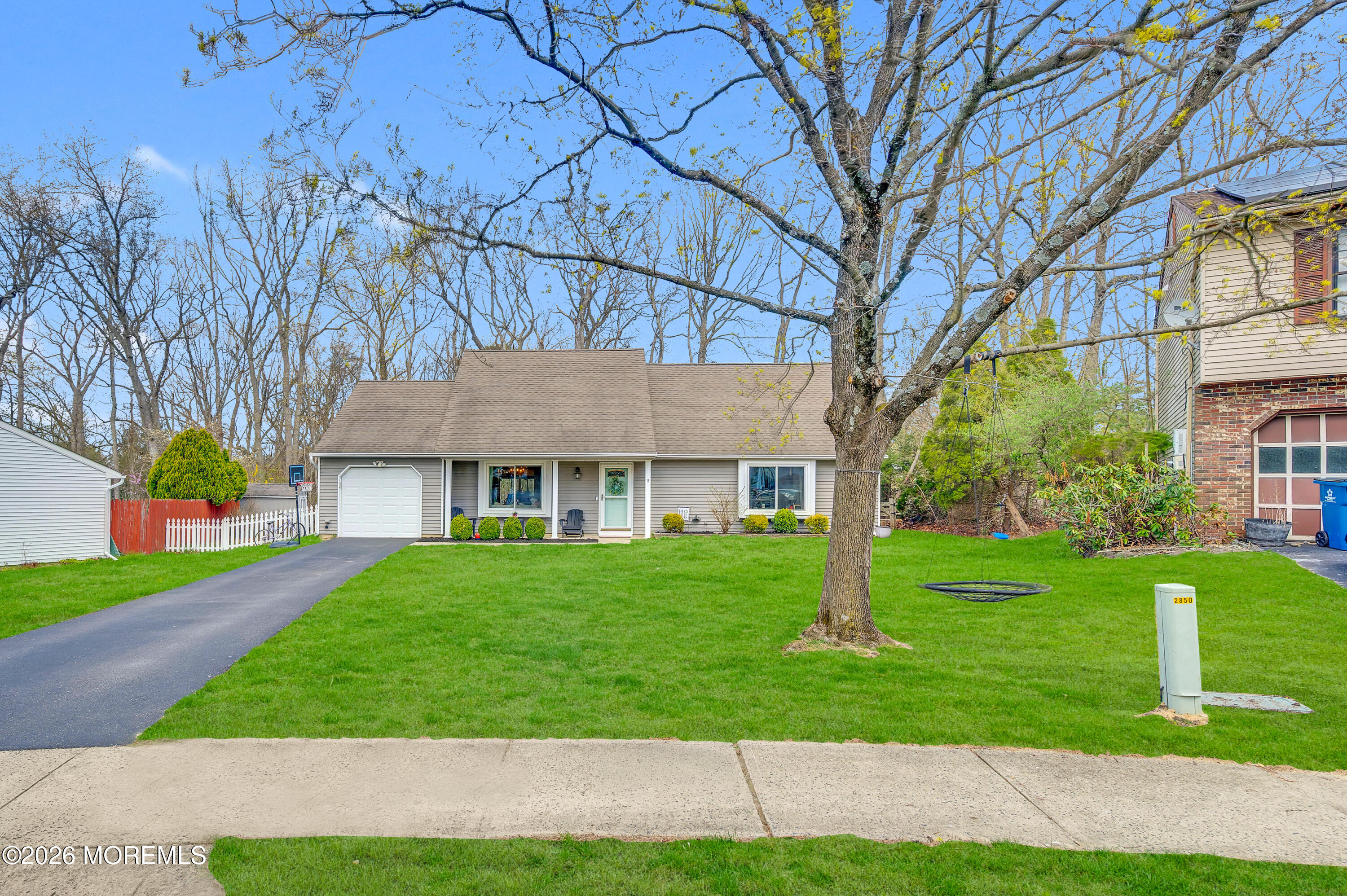 9 Lamp Post Court Howell, NJ 07731 - Photo 6 of 47 Front 4