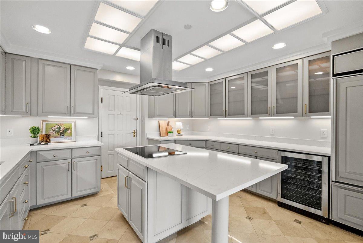 1530 Key Boulevard, Unit 1310 Arlington, VA 22209 - Photo 15 of 37 Sleek modern kitchen with elegant finishes.