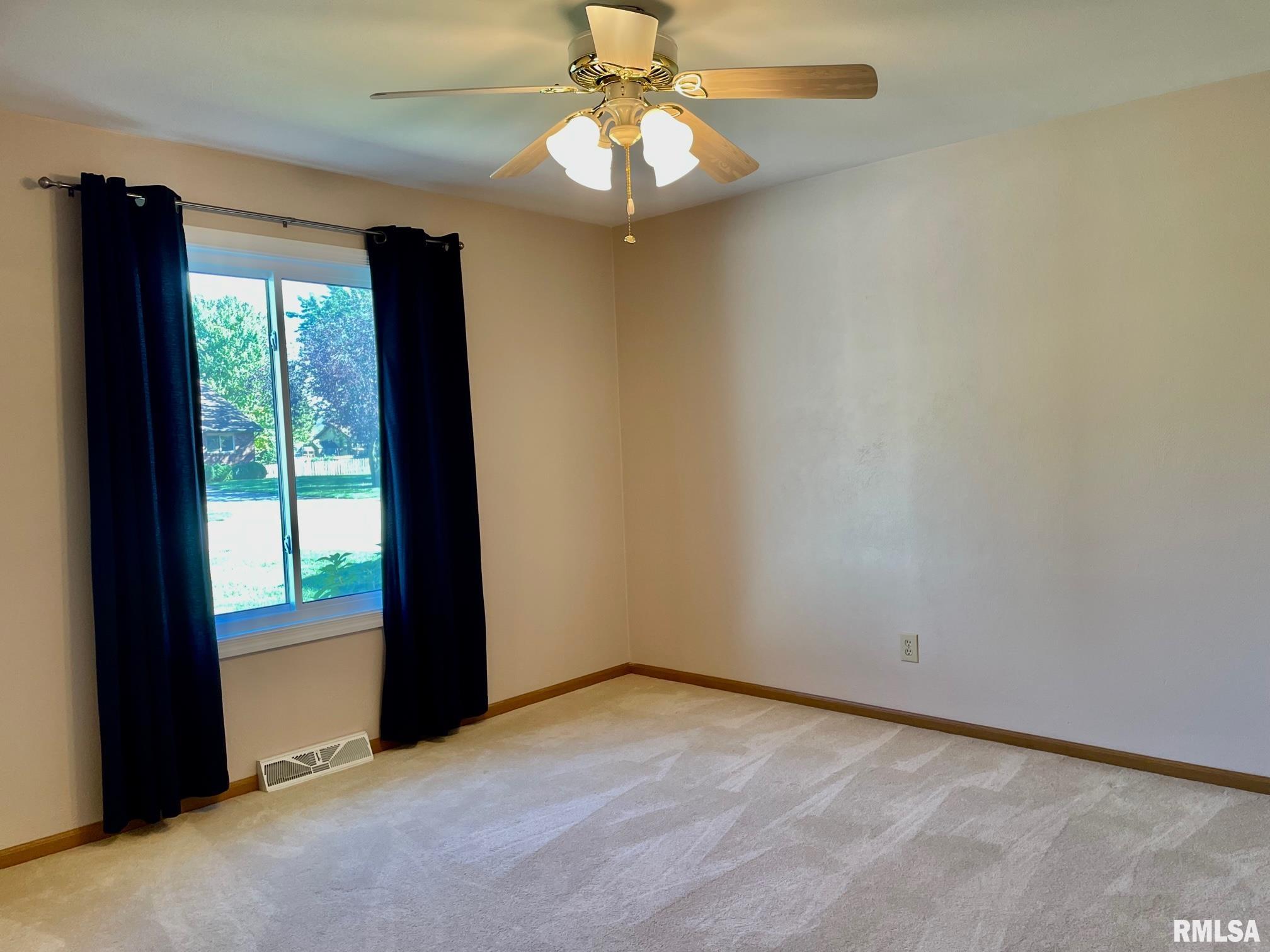 2605 Chase Drive Springfield, IL 62704 - Photo 11 of 23