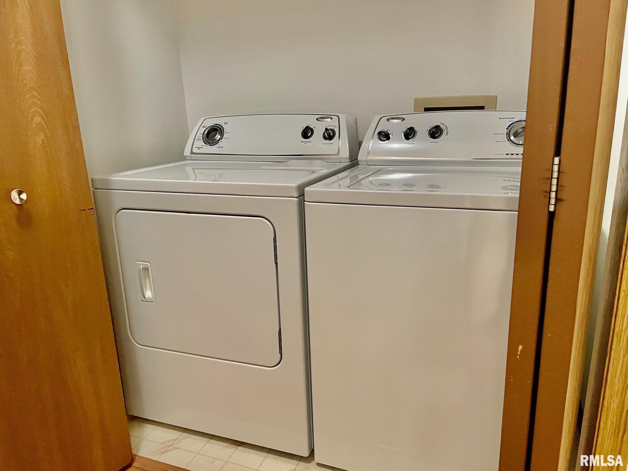 2605 Chase Drive Springfield, IL 62704 - Photo 13 of 23