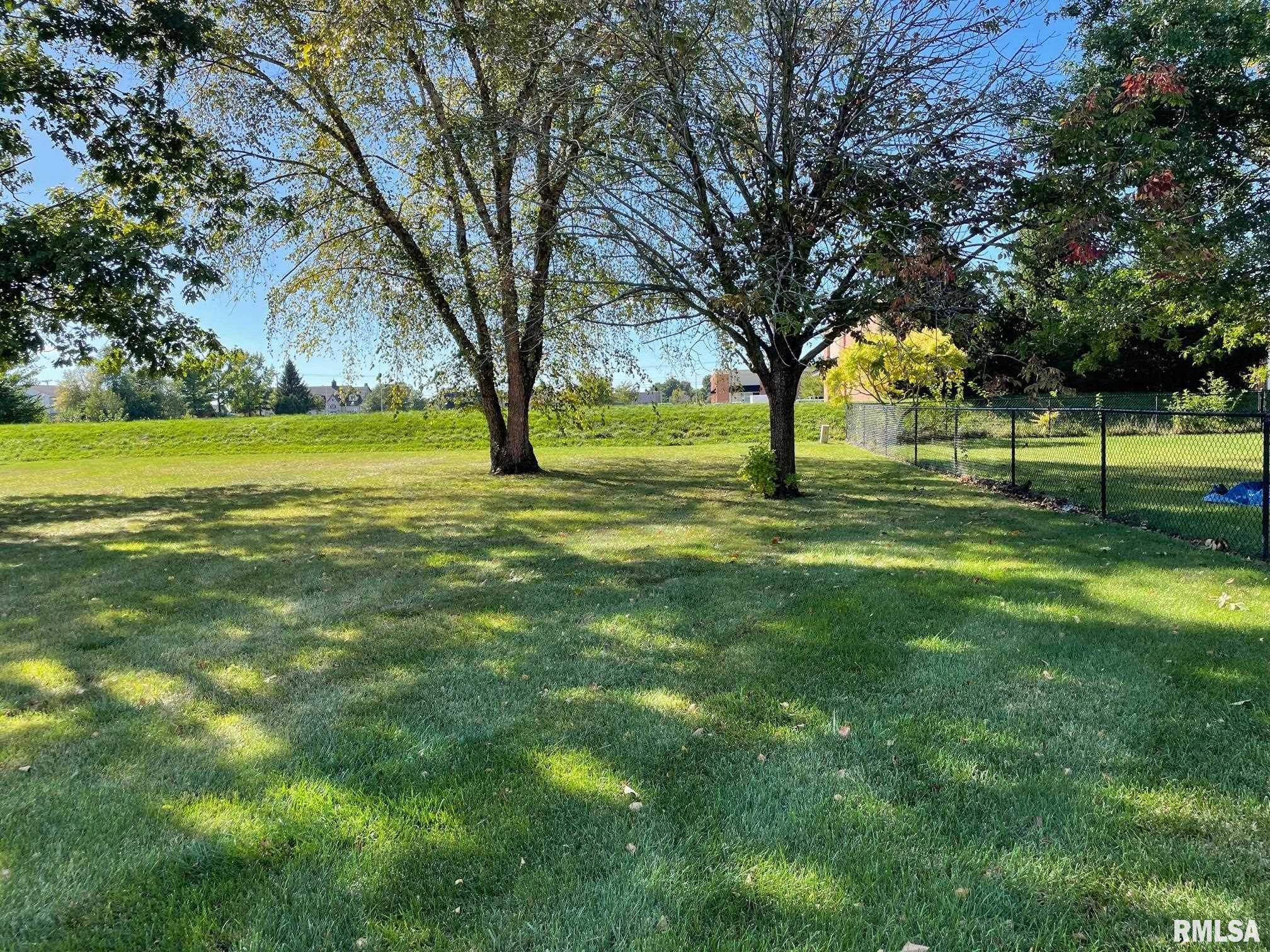 2605 Chase Drive Springfield, IL 62704 - Photo 21 of 23