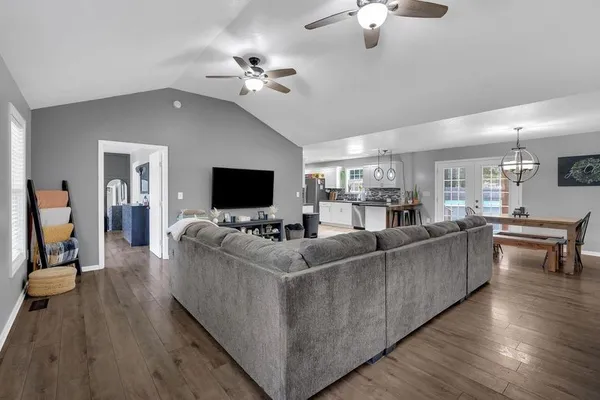 $299,000 | 107 Hickory Drive, Huntland, TN 37345