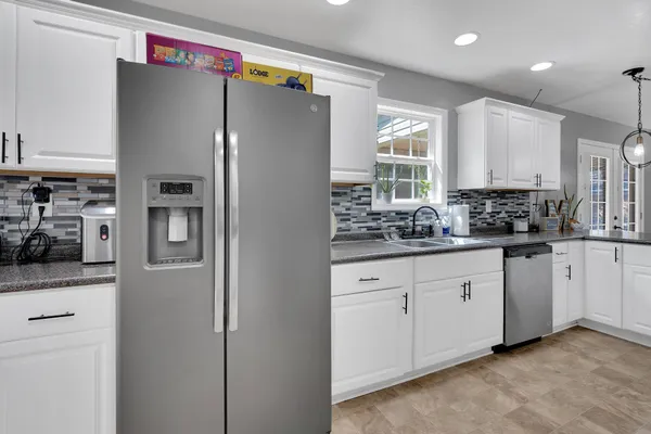 $299,000 | 107 Hickory Drive, Huntland, TN 37345