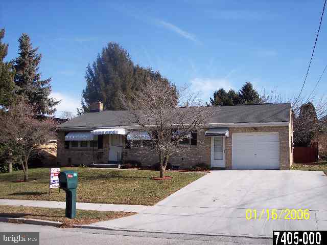 1033 High Street Hanover, PA 17331 - Photo 1 of 8 Gallery Image 1